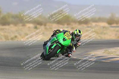 media/Apr-16-2022-CVMA (Sat) [[090b37c3ce]]/Race 11 Amateur Supersport Middleweight/